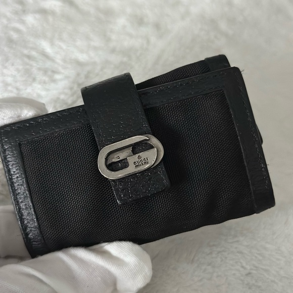 Gucci 6-ring Key Holder - Picture 1 of 9